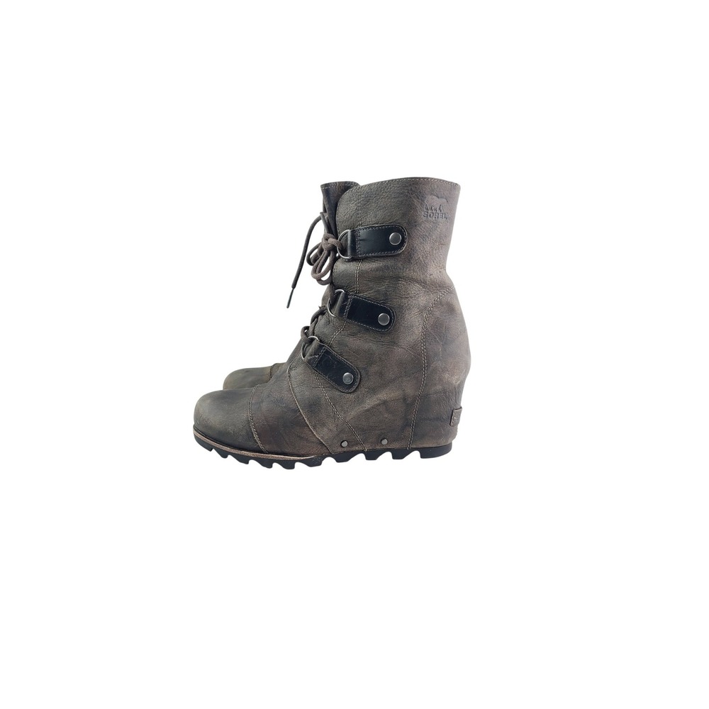 Sorel Waterproof insulated wedge heel Winter Wedge Boots Women Size 8.5 Brown